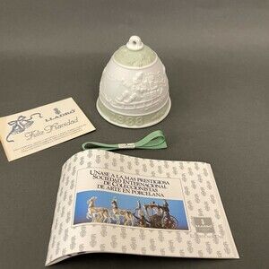 Vintage Lladro Porcelain Bell 1988 Ornament Retired #5525 Santa Sleigh Reindeer